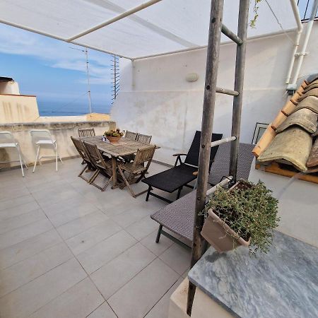 Sea-View Terrace & Bikes Moon Ortigia Holiday Home Syracuse Bagian luar foto