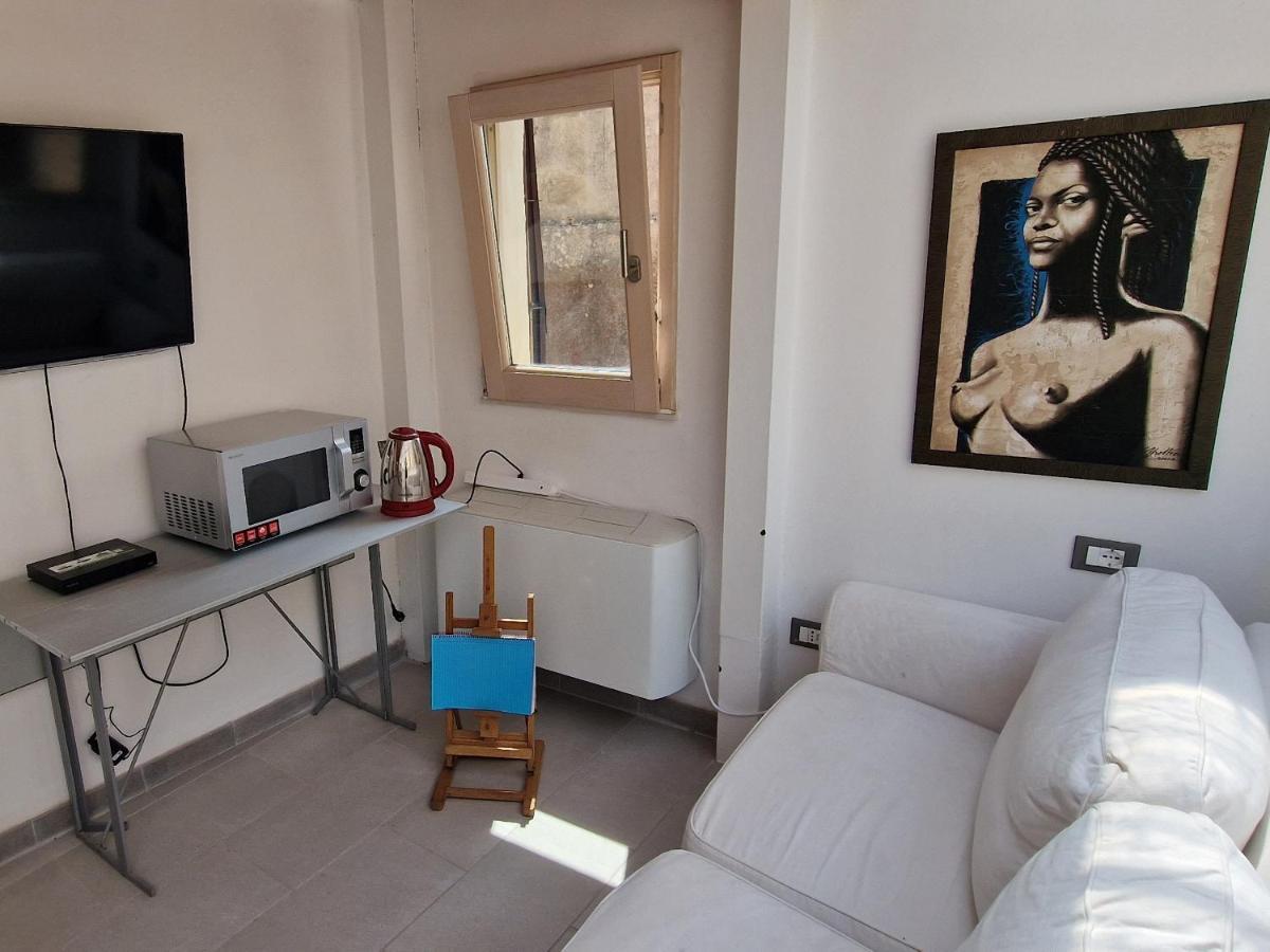 Sea-View Terrace & Bikes Moon Ortigia Holiday Home Syracuse Bagian luar foto